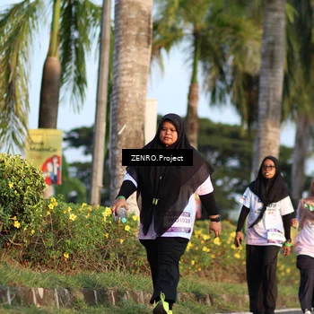 Runner Photo 7713789