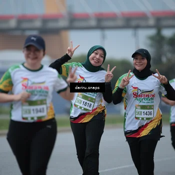 Runner Photo 7713795