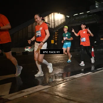 Runner Photo 7713797