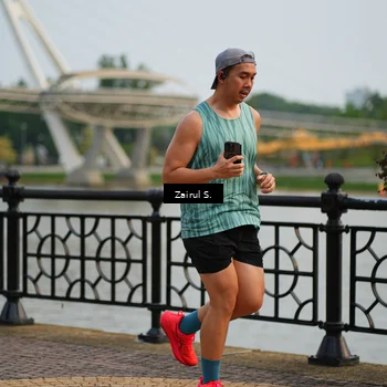 Runner Photo 7713799