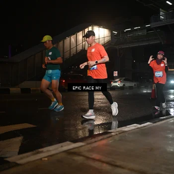 Runner Photo 7713801