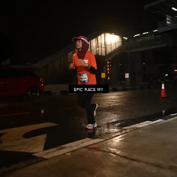 Runner Photo 7713834