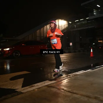 Runner Photo 7713840
