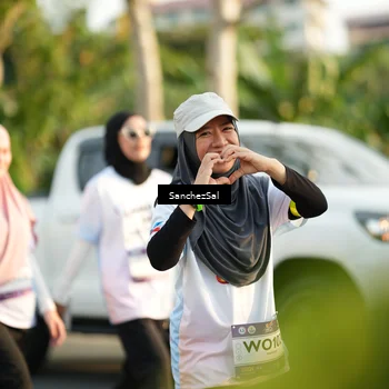 Runner Photo 7713854