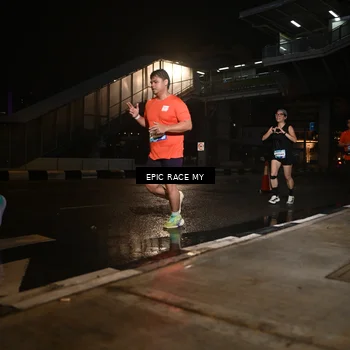 Runner Photo 7713858