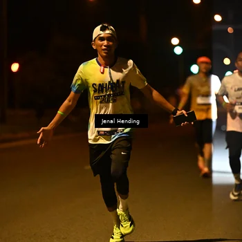 Runner Photo 7713907