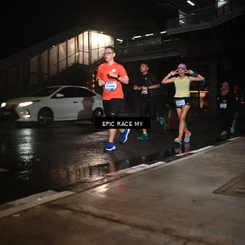 Runner Photo 7713937