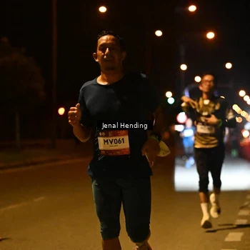 Runner Photo 7713976