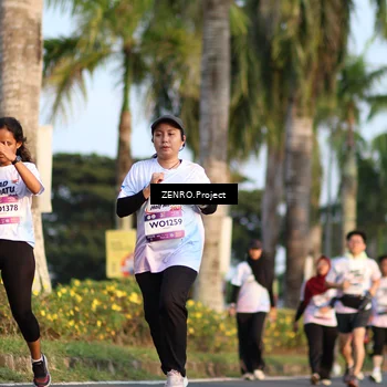 Runner Photo 7713977