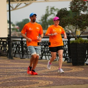 Runner Photo 7713996