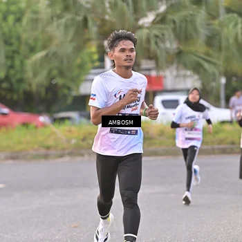 Runner Photo 7714000
