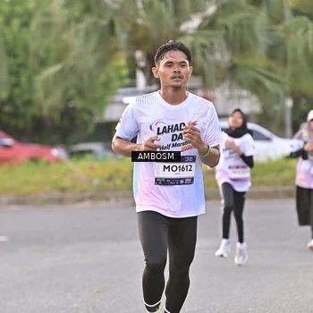 Runner Photo 7714006