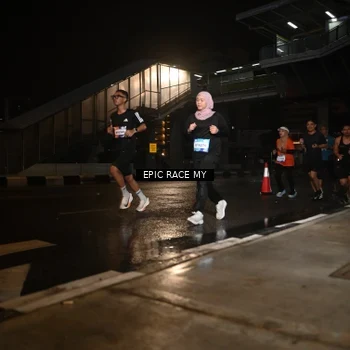 Runner Photo 7714007
