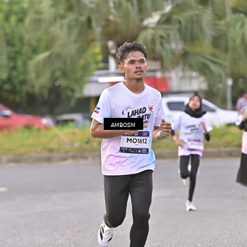 Runner Photo 7714019