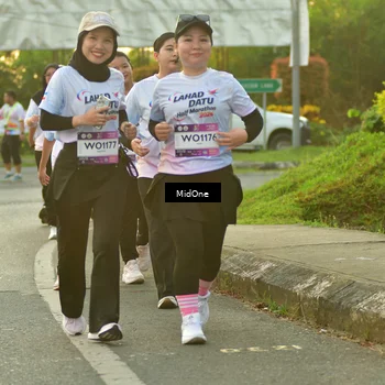 Runner Photo 7714023