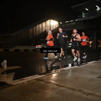 Runner Photo 7714025