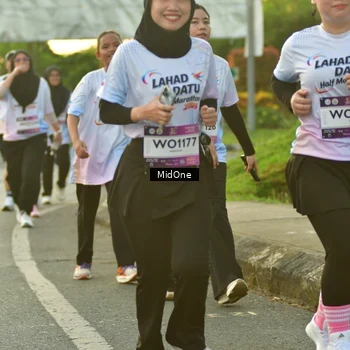 Runner Photo 7714028