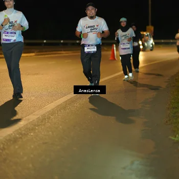 Runner Photo 7714034