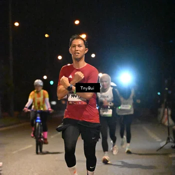 Runner Photo 7714039