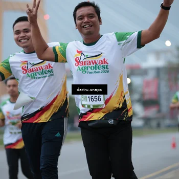 Runner Photo 7714046