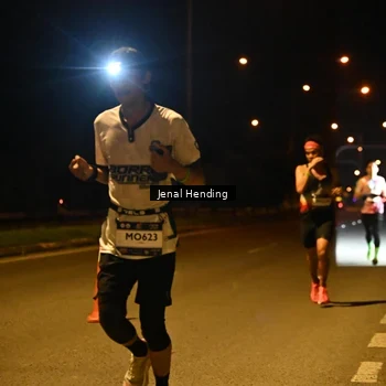 Runner Photo 7714047