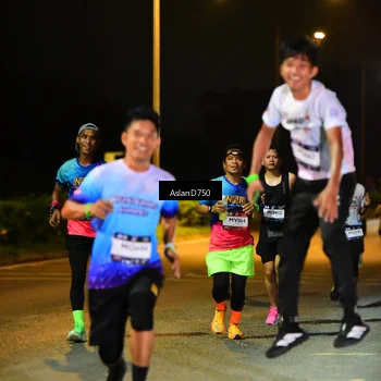 Runner Photo 7714056