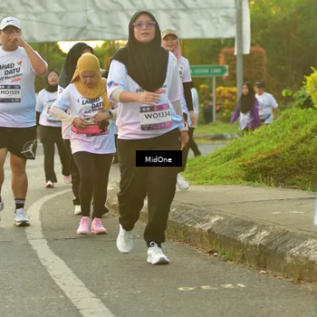 Runner Photo 7714064