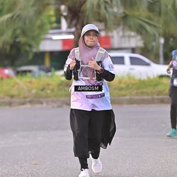 Runner Photo 7714074
