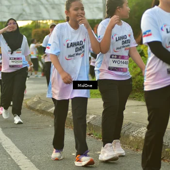 Runner Photo 7714082