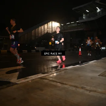 Runner Photo 7714086
