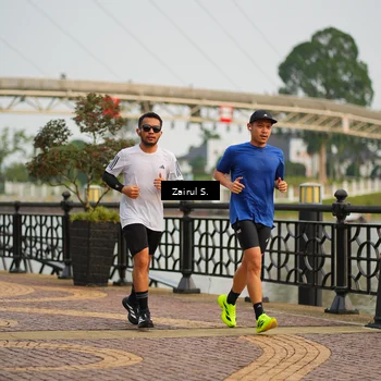 Runner Photo 7714101