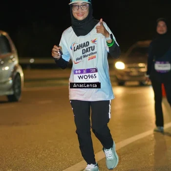 Runner Photo 7714116