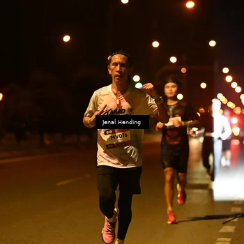 Runner Photo 7714128