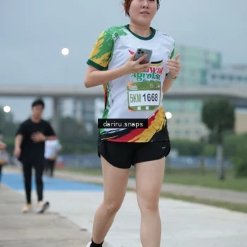 Runner Photo 7714129