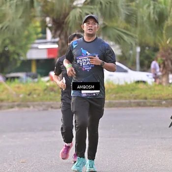Runner Photo 7714147