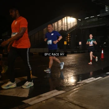 Runner Photo 7714163