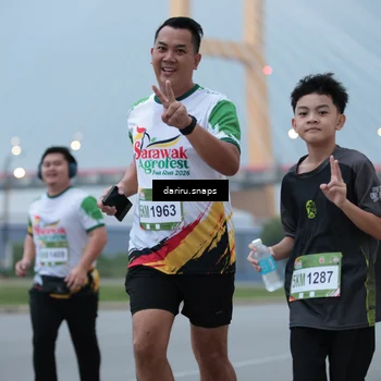 Runner Photo 7714165