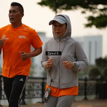 Runner Photo 7714166