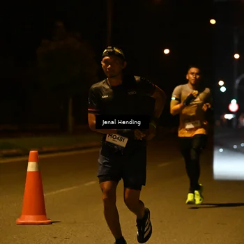 Runner Photo 7714190