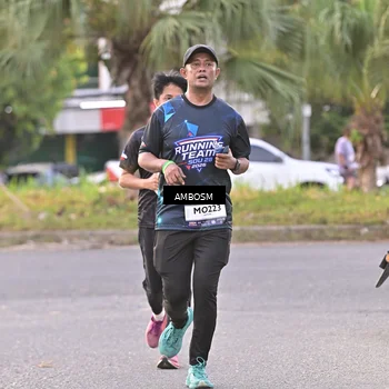 Runner Photo 7714192