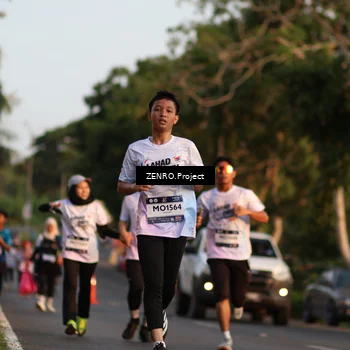 Runner Photo 7714195