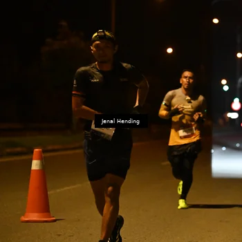 Runner Photo 7714204