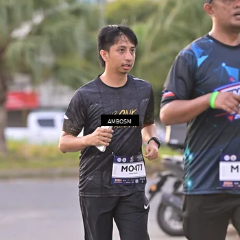 Runner Photo 7714206