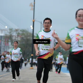 Runner Photo 7714207
