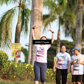 Runner Photo 7714212
