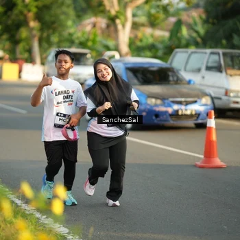 Runner Photo 7714225