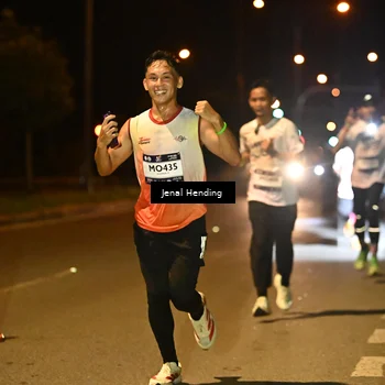 Runner Photo 7714228