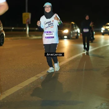 Runner Photo 7714244