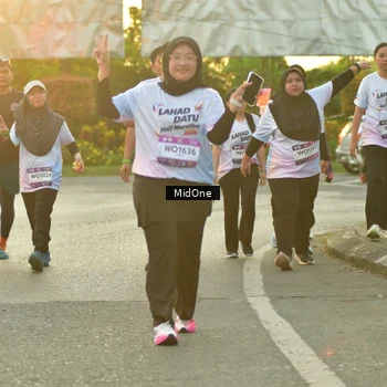 Runner Photo 7714253
