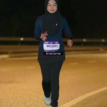 Runner Photo 7714254
